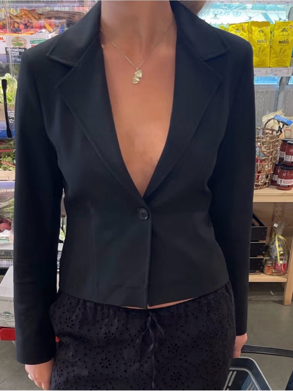 Women's Black Single-Button Blazer Jacket